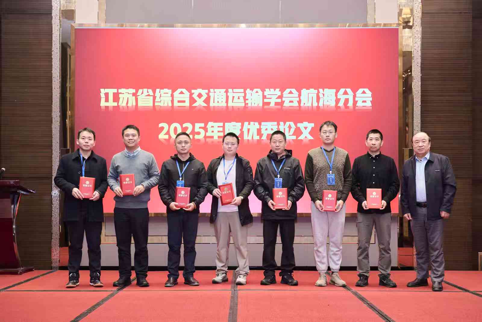 1762754926270863.jpg 1762754926270863.jpg