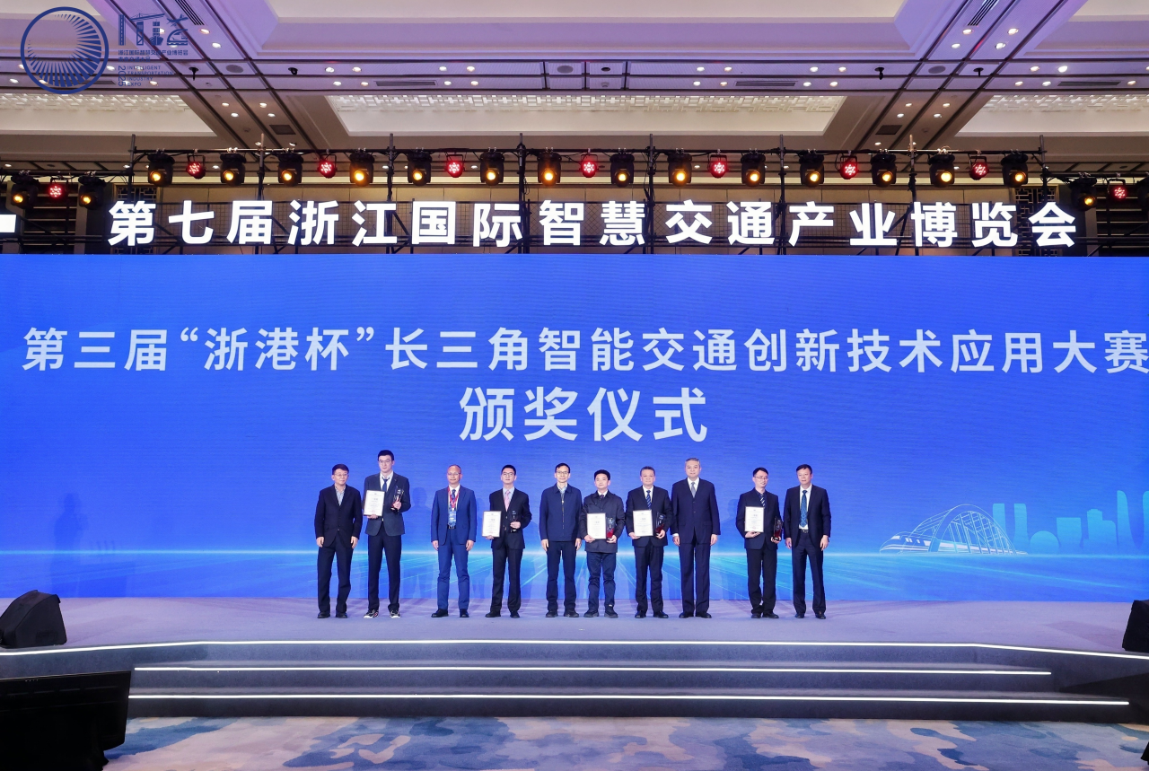 1765761493589508.png 00003.png